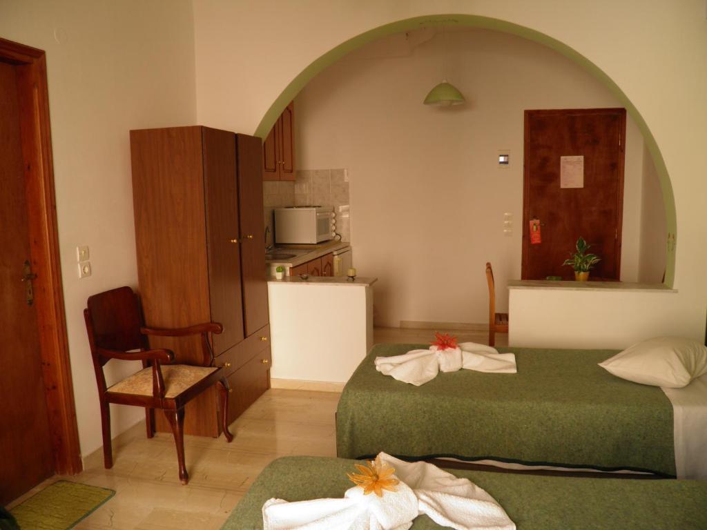 Hotel Mirsini Pansion Karterados  Habitación foto