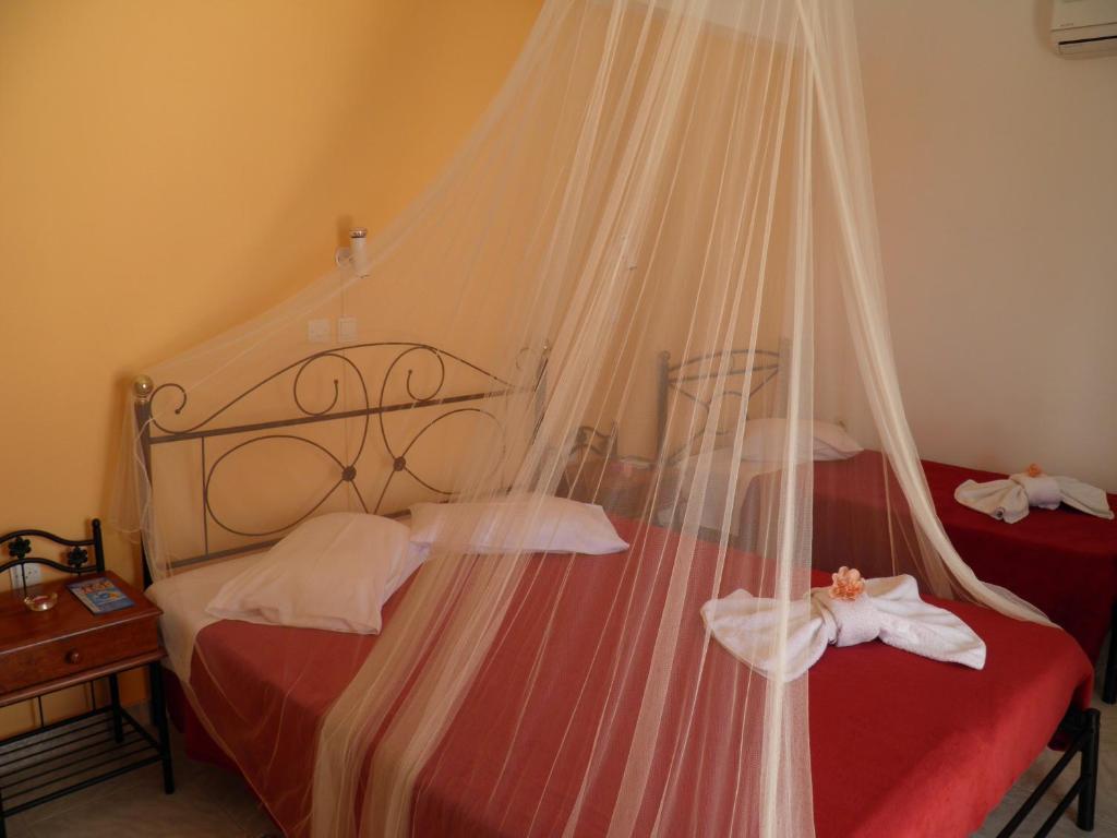 Hotel Mirsini Pansion Karterados  Habitación foto